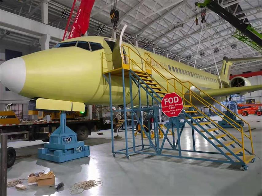 兴国县飞机模拟仓